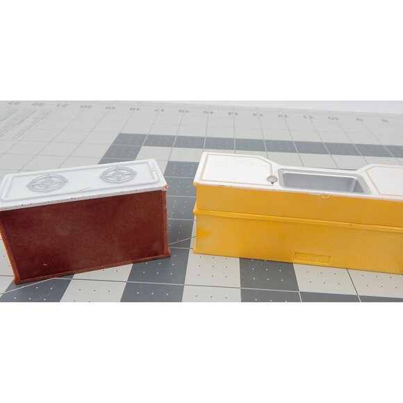 Sylvanian Families Calico Critters Kozy Kitchen Epoch Replacements Incomplete - Picture 6 of 9